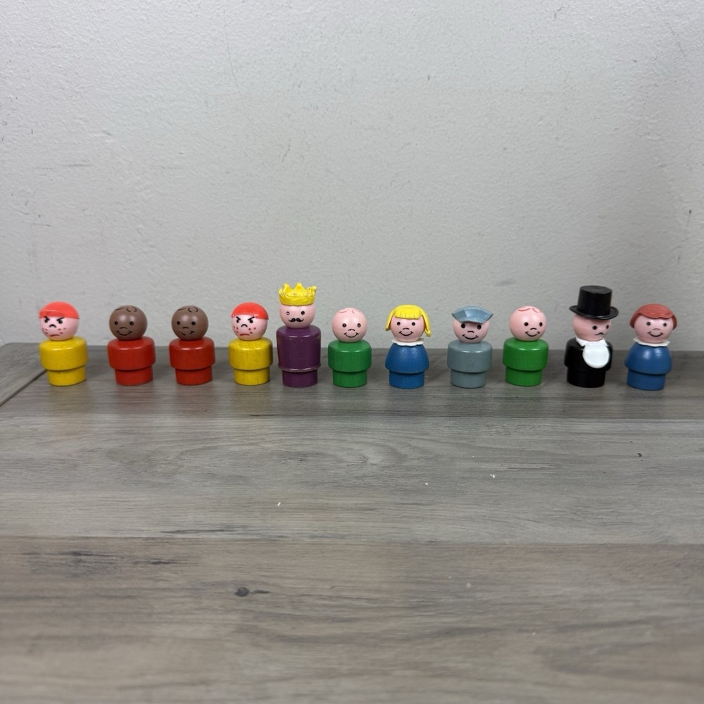 Vintage Fisher Price Wood Little People Lot of 11 Figures Bully 70s 80s READ